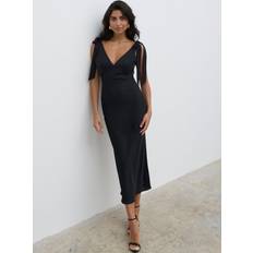 Pretty Lavish Piper Tie Midaxi Dress Black