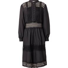 Sisters Point Tøj Sisters Point Neve Dr Dress - Black