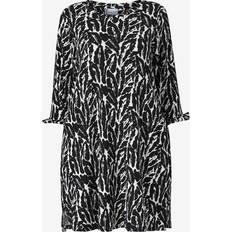 Zhenzi Klänning Charli 364 Dress 3/4 Vit