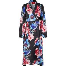 Cras Dress Dam Maxiklänningar Från Magasin Black Blossom