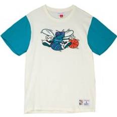 Mitchell & Ness Men T-shirts Mitchell & Ness T-shirt Charlotte Hornets NBA Color Blocked Beige