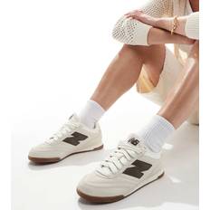 New Balance RC42 Sneakers råhvid/brun Kun hos ASOS