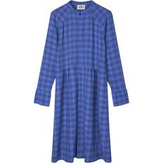 Mads Nørgaard Klänningar Mads Nørgaard Check Pop Dupina Dress Med Tern - Blå