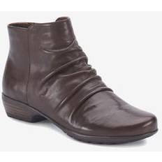 Shoes Ros Hommerson Extra Wide Width Women's Esme Bootie in Brown Leather Size WW