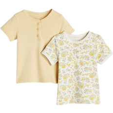 H&M Gerippte Shirts 2er-Pack - Cremefarben/Gelbe Blumen (0950234015)