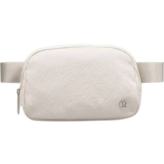 Lululemon Everywhere Belt Bag with Long Strap 1L - Bone