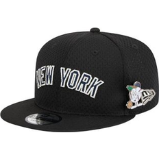 New Era Sports Fan Apparel New Era Men's Black York Yankees Post Up Pin 9FIFTY Snapback Hat