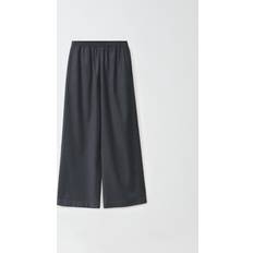 Wool Pants & Shorts Fabiana Filippi Pants Woman color Grey