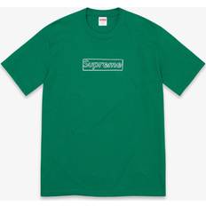 Ropa Supreme KAWS Chalk Logo Tee Light Pine