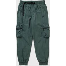 Nike TECH WOVEN CARGO men Cargo Pants green in size:S