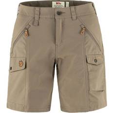 Fjällräven 89731-244 Nikka Shorts Curved W Shorts Damen Suede Brown Größe