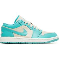 Turkoois Basketbalschoenen Jordan Air 1 Low - Tropical Teal Sandy Beige