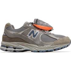 New Balance 2002R "Grey Pouch" sneakers unisex Other Materials