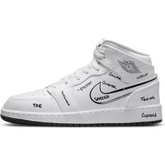 Blanc Chaussures de Basket Jordan Air Jordan 1 Mid GS - White