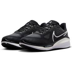 Nike Vomero 17 Straßenlaufschuh (Herren, extraweit) Schwarz