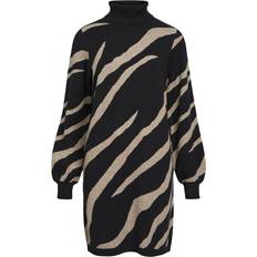 Objray L/S Knit Rollneck Dress AOP Dam Korta Klänningar Från Magasin Black/desert Taupe Tiger Graphic
