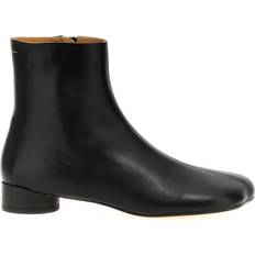 Ankle Boots With Shaped Toe Stivali E Stivaletti Nero - Black