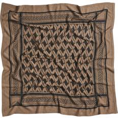 Brune - Dame Skjerf & Sjal Pieces Pcnovis Square Scarf Silkeskjerf hos Magasin