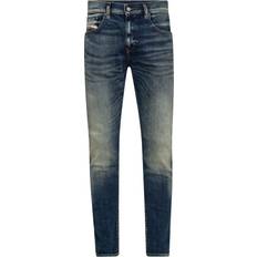 Diesel Herre Jeans Diesel 2019 Dstrukt Mand 01 Jeans hos Magasin