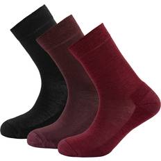 Devold Strumpor Devold Women's Daily Merino Sock 3pk Beetroot Mix, One