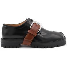 Maison Margiela Men Low Shoes Maison Margiela Black Tabi Combat Derbys H5041 Black/Cuoio IT