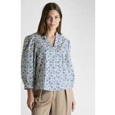 Neo Noir Överdelar Neo Noir Balza Floral Blouse Dam Långärmade Blusar Från Magasin Blue