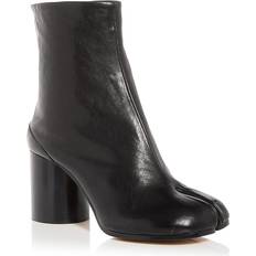 Boots Maison Margiela Ankle Boots Tabi in Black Soft Vintage Leather