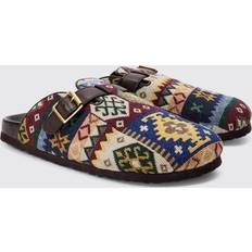 Varvassandaalit boohooMAN Mens Red Tapestry Buckle Detail Mule