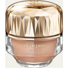 Cle de Peau Beaute The Foundation