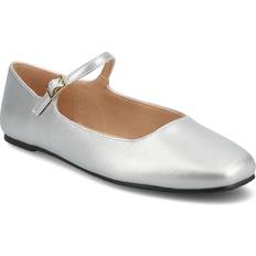 Silver Ballerinas Journee Collection Carrie Mary Jane Flat in Silver