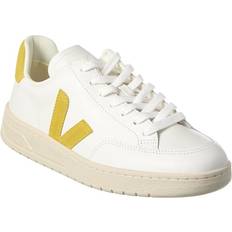 Veja Men Sneakers - White