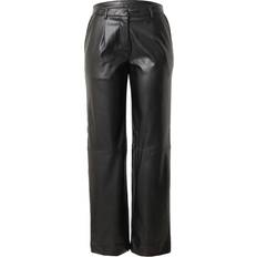 Konstläder Byxor & Shorts Pieces Byxor pcNeeth MW PU Pants Svart