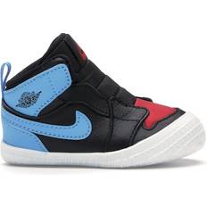 Jordan Bottes Jordan Air Jordan 1 Crib Bootie 'NC to Chi' - Black Infant