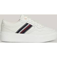 Tommy Hilfiger Vita Sneakers Tommy Hilfiger Sneakers FW0FW08348 Vit