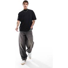 Essential Svart t-shirt oversize med hög krage-Svart/a