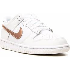 Rose Chaussures de Basket Dunk Low GS - White Metallic Red Bronze