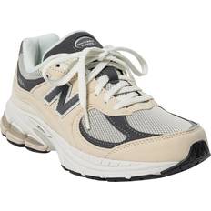 New Balance Junior 2002R Trainer Beige