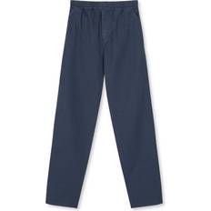 Mads Nørgaard Dame Bukser & Shorts Mads Nørgaard Mads Nørgaard Copenhagen Fine Twill Hektor Pants Mand Blå Casual Bukser hos Magasin