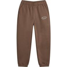 New Balance Nainen Vaatteet New Balance Varsity Sweatpant - Dark Mushroom