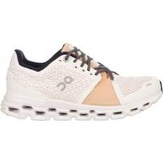 On Cloudstratus Neutral Running Shoe Women white