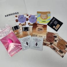 Sephora Favorites Assorted Foundation Samples + Sponge Set