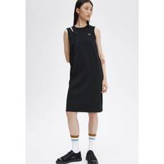 Fred Perry Women Dresses Fred Perry Zweilagiges Kleid in Schwarz