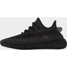 Yeezy Boost 350 V2 - Black