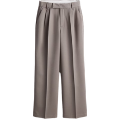 H&M Elegant Pleated Trousers - Greige