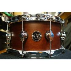 DW Performance Series 14 x 6.5 in Snare Drum Satin Oil Tobacco Stain