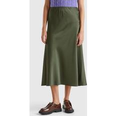 Röcke United Colors of Benetton Flowy Satin Look Skirt - Military Green Women