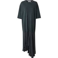 Weekday Robes Weekday Midi-T-Shirt - Schwarz