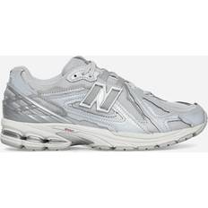 Schuhe New Balance 1906D Protection Pack Silver Metallic Sneakers unisex Gummi/Polyamid/Leder/Polyamid Silber