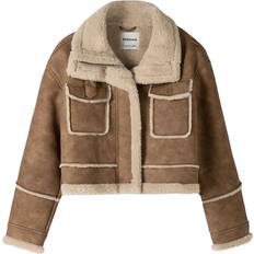 Bershka Femme Vestes Bershka shearling trim faux suede jacket in dark tan-Brown