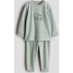 Green Pyjamases Children's Clothing H&M Baby Green Fleece pyjamas 12-18M